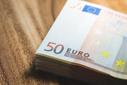 欠款人追偿：律师诉讼策略解析